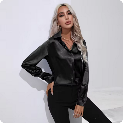 Bluse – Glänzend & mittlere Passform