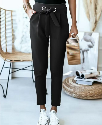 Elegante Bleistifthose - Mit Stoffgürtel