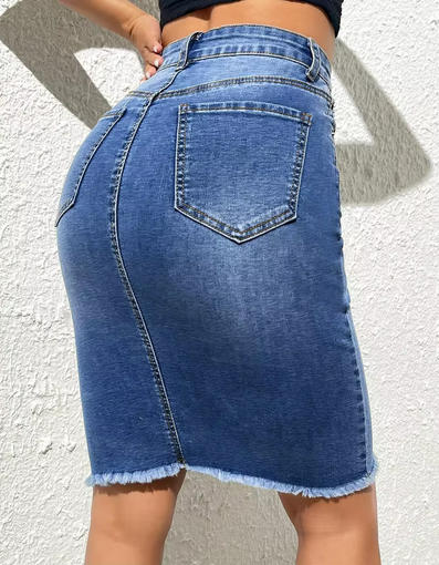 High-Waist Jeansrock - Mit ausgefranstem Saum