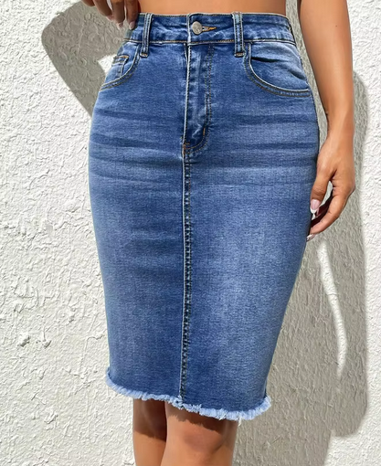 High-Waist Jeansrock - Mit ausgefranstem Saum