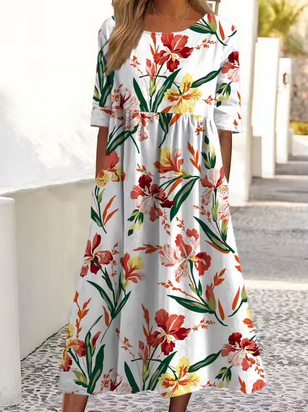 Komfortables Sommerkleid mit hübschen Motiven
