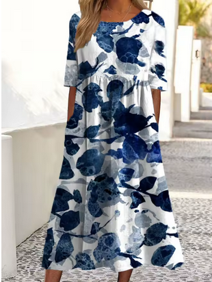Komfortables Sommerkleid mit hübschen Motiven
