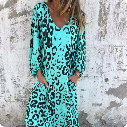 Leichtes Sommerkleid mit ausgefallenen Mustern