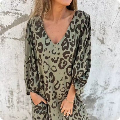 Leichtes Sommerkleid mit ausgefallenen Mustern