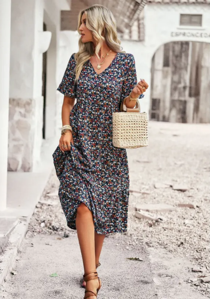 Mehrfarbiges Midikleid - Im böhmischen Stil