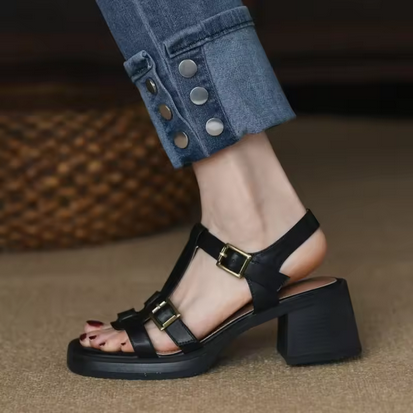Stilvolle Sandalen für Damen - Hoher Absatz