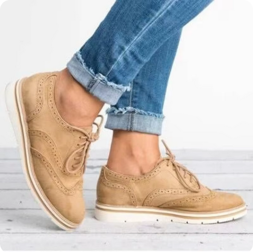 Trendige Damenschuhe - Mit Lochverzierungen