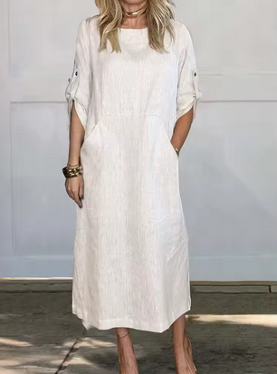 Trendiges, langes Leinensommerkleid