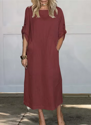 Trendiges, langes Leinensommerkleid