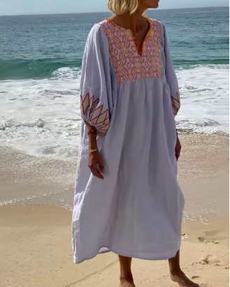 Weit geschnittenes Strandkleid - Hübsche Motive & sommerlich