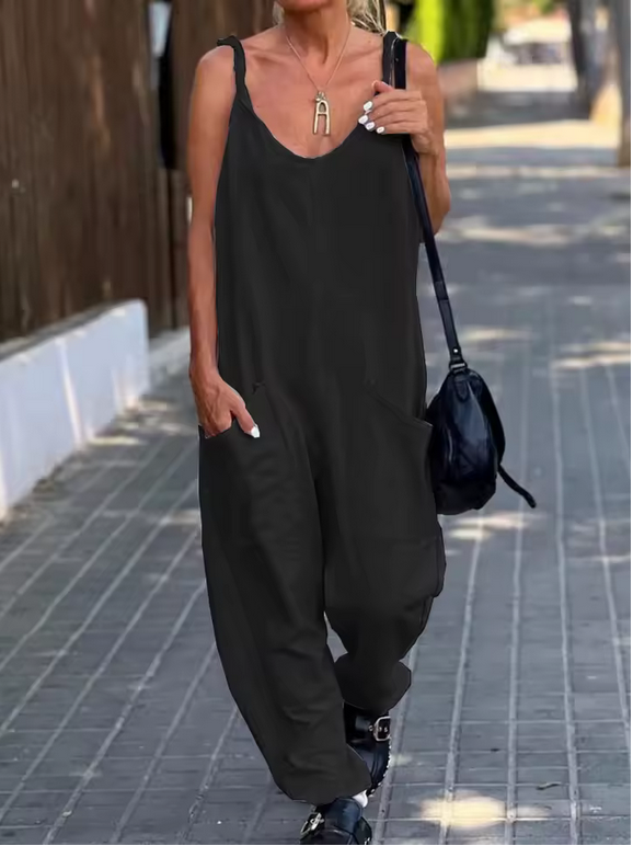 Ärmelloser Jumpsuit mit tiefem Rundhals