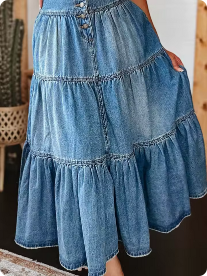 Angesagter, modischer Denimrock mit Knopfleiste