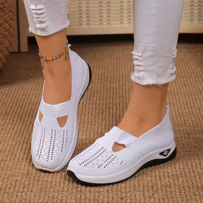 Atmungsaktive Sneaker - Dämpfende Sohle & Lochverzierungen