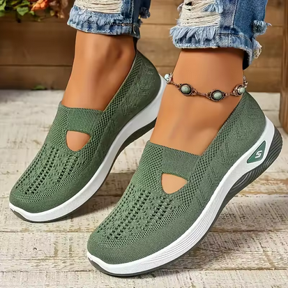 Atmungsaktive Sneaker - Dämpfende Sohle & Lochverzierungen