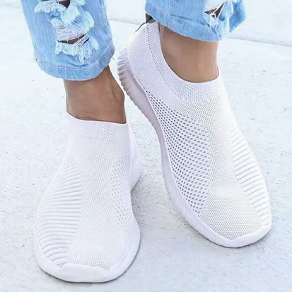 Bequeme, atmungsaktive Slip-On Sommersneaker