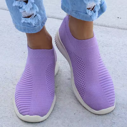 Bequeme, atmungsaktive Slip-On Sommersneaker