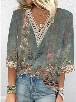 Bluse für Damen - Farbenfrohe Muster und hübsche Verzierungen