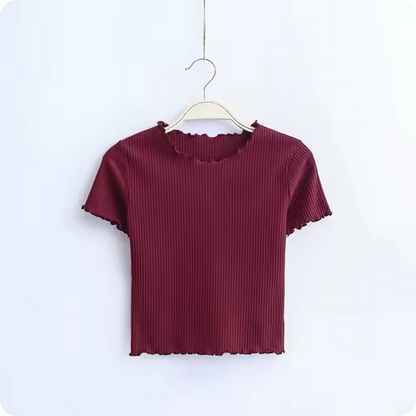 Crop Top – Geripptes Strickdesign & Wellennaht