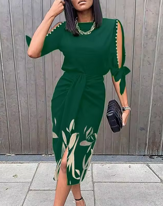 Hübsches Abendkleid - Geschlitzte Ärmel & Verzierungen
