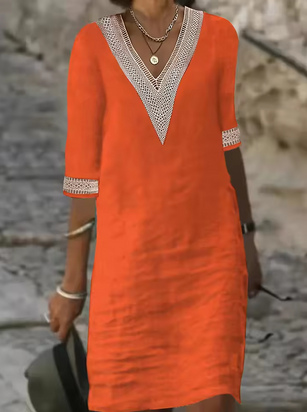 Komfortables Leinenkleid mit Spitzenverzierungen