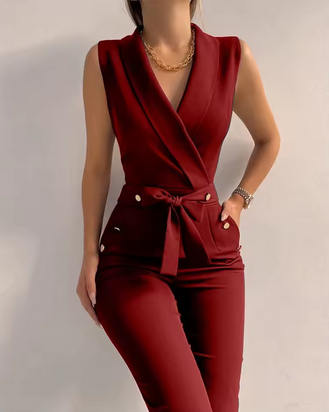 Lässiger Jumpsuit - Hübsche Zierknöpfe & V-Ausschnitt