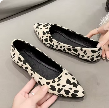 Leichte Ballerinas - Mit Leopardenmustern & spitzen Zehen