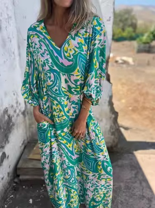 Leichtes Sommerkleid mit ausgefallenen Mustern