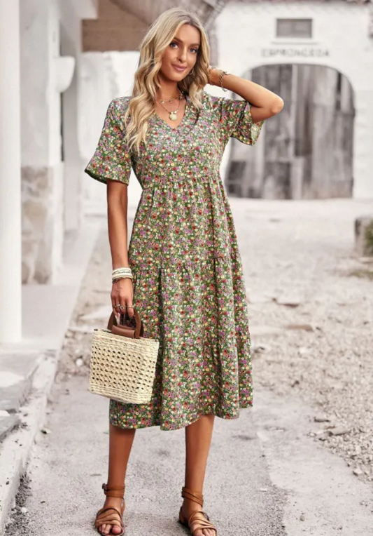 Mehrfarbiges Midikleid - Im böhmischen Stil
