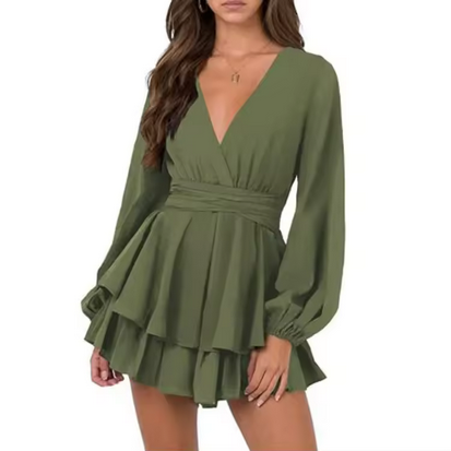 Minikleid für den Sommer - V-Ausschnitt und Gürtelzuhaltung