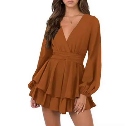 Minikleid für den Sommer - V-Ausschnitt und Gürtelzuhaltung