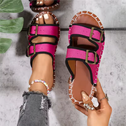 Modische Sommersandalen - Mit doppelter Schnalle