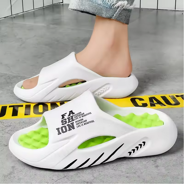 Modische, sportliche Slipper mit rutschfester Sohle