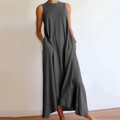 Modisches Strickkleid - Ärmellos & klassischer O-Hals