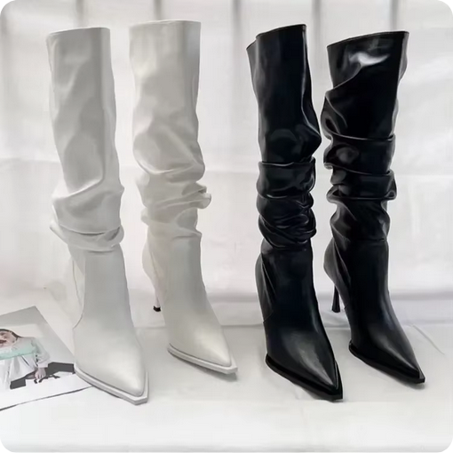 Slouchy Stiefel - Mit spitzen Zehen & Stilettoabsatz