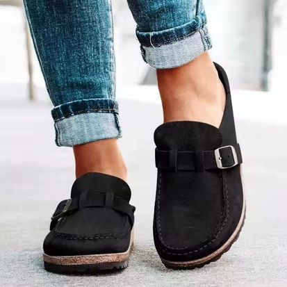 Sommersandalen mit Schnalle und ergonomischer Sohle