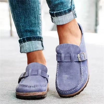 Sommersandalen mit Schnalle und ergonomischer Sohle