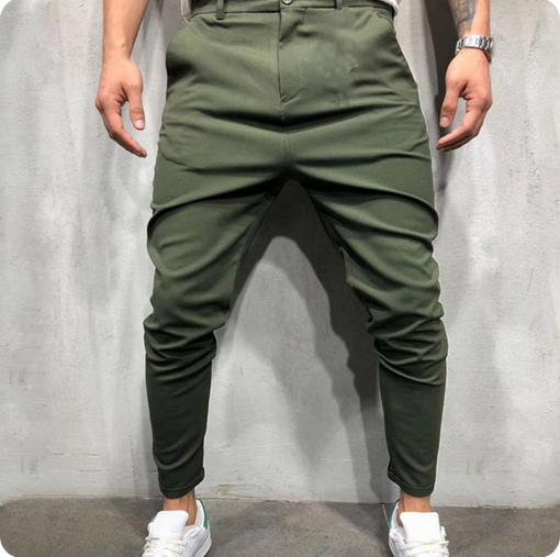 Trendige Hose für Herren - Mit enger werdendem Bein