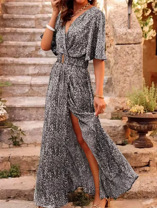 Trendiges Maxikleid mit Gürtel & originellen Mustern