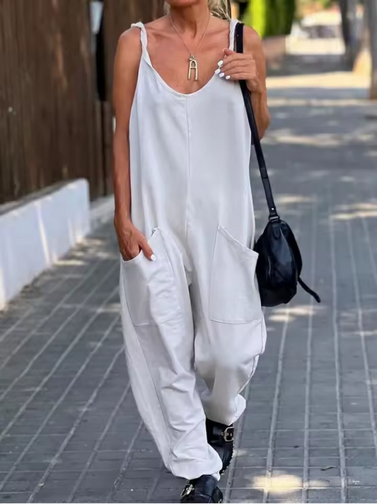 Ärmelloser Jumpsuit mit tiefem Rundhals